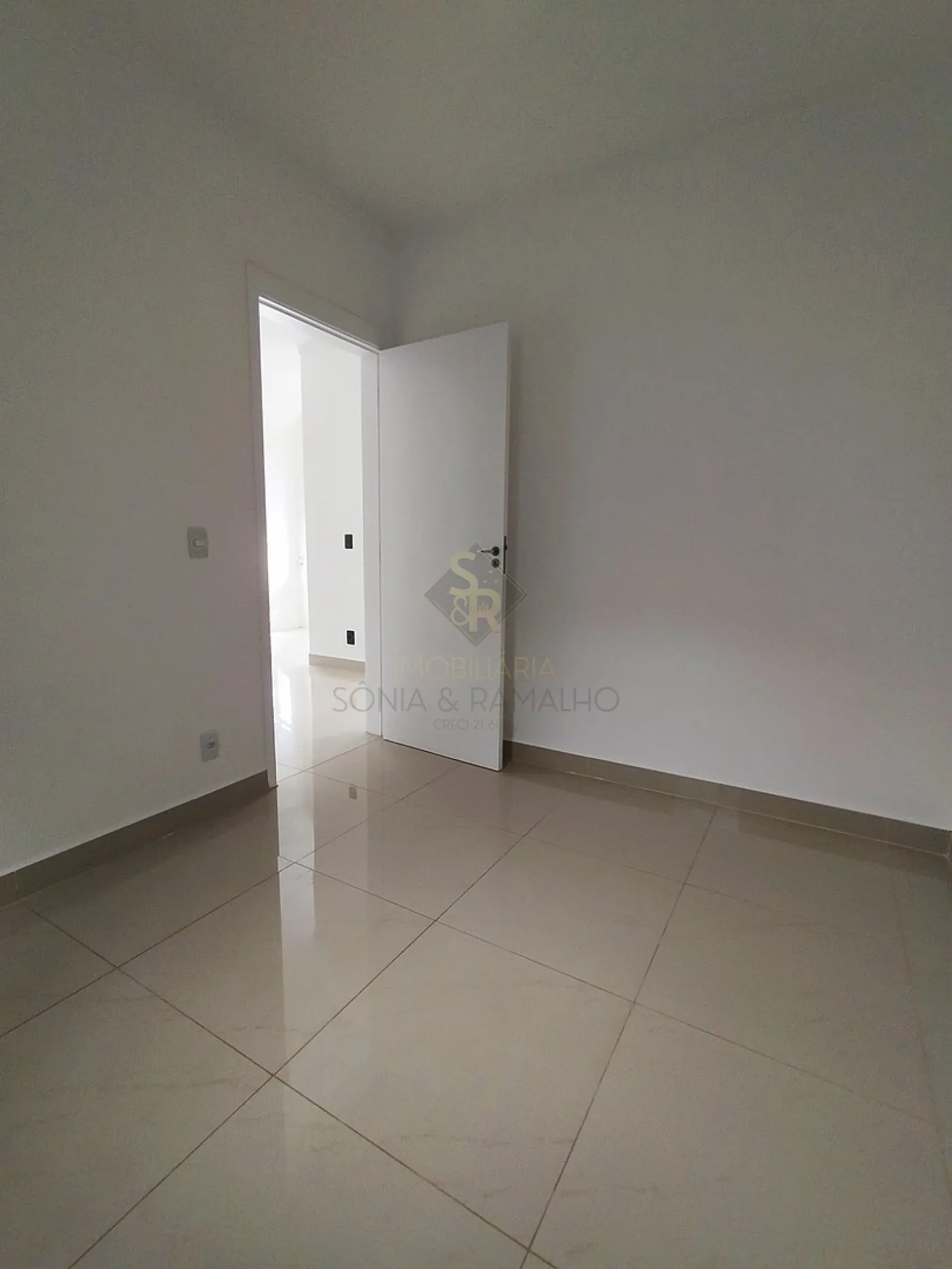 Comprar Apartamentos / Padr&atilde;o em Ribeir&atilde;o Preto R$ 160.000,00 - Foto 6
