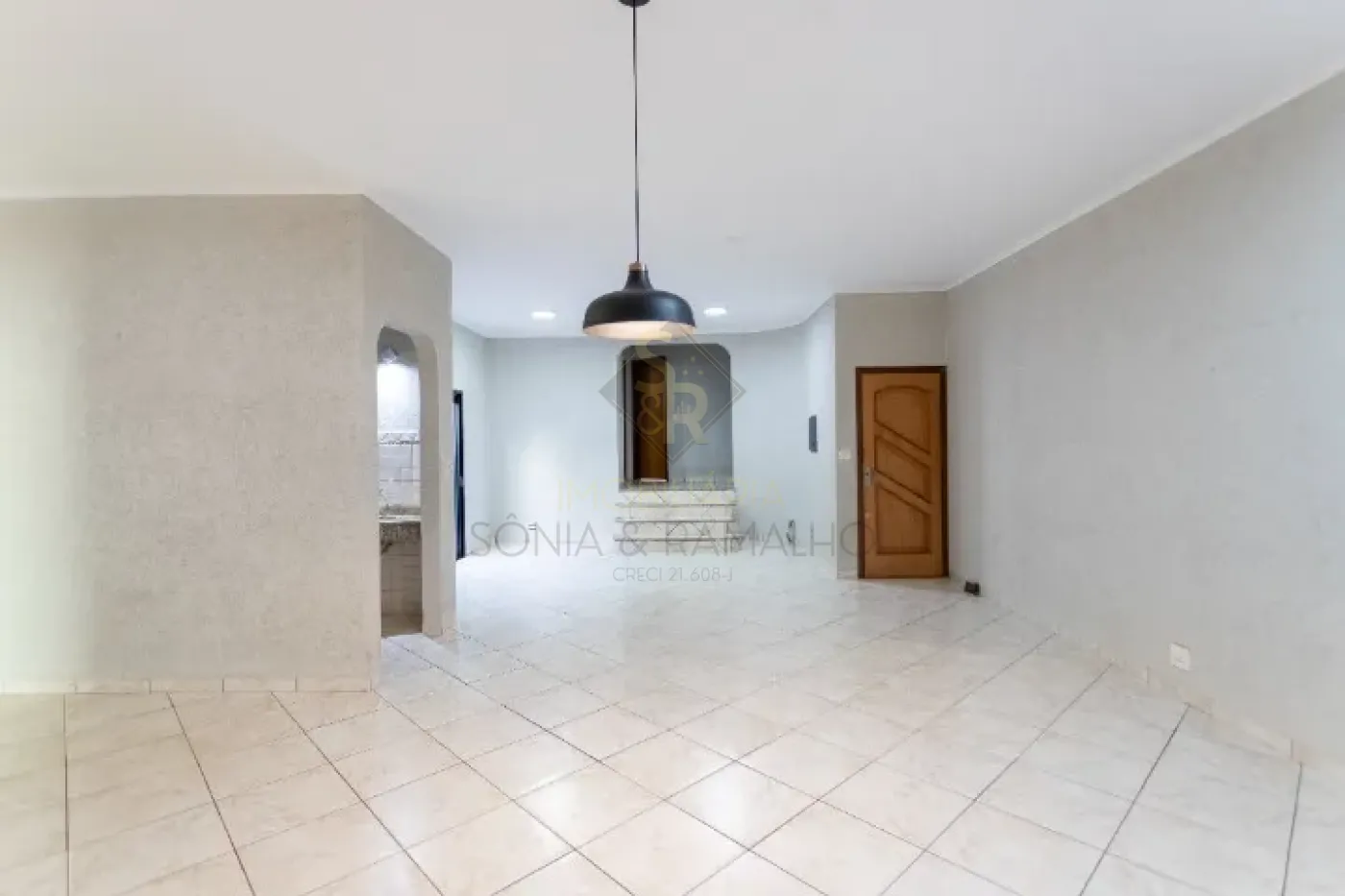 Comprar Casas Residenciais / Padr&atilde;o em Ribeir&atilde;o Preto R$ 590.000,00 - Foto 3