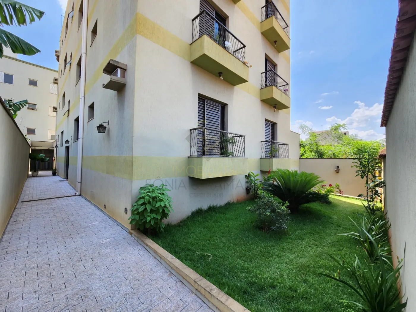 Comprar Apartamentos / Padr&atilde;o em Ribeir&atilde;o Preto R$ 300.000,00 - Foto 32