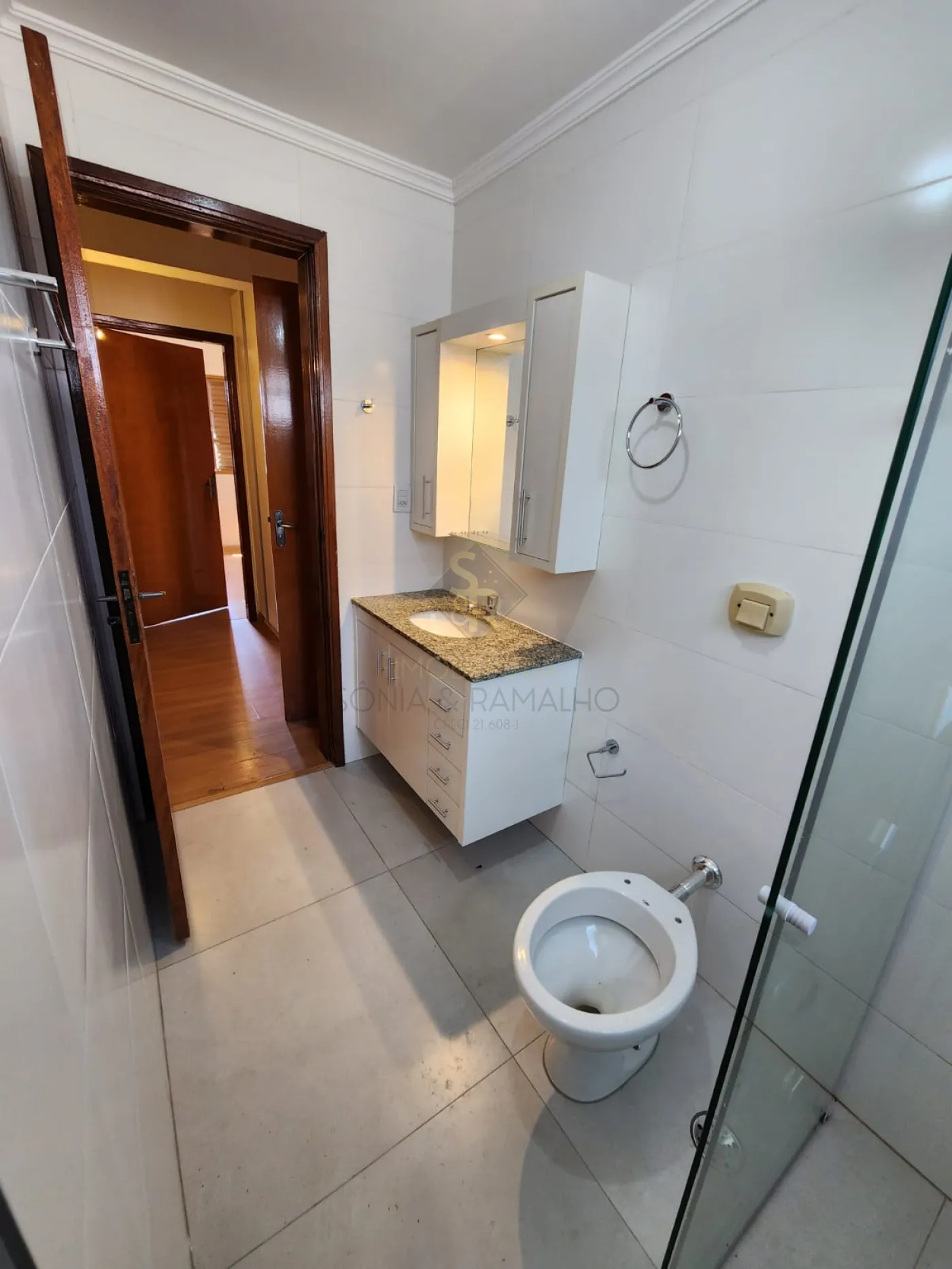 Comprar Apartamentos / Padr&atilde;o em Ribeir&atilde;o Preto R$ 300.000,00 - Foto 4