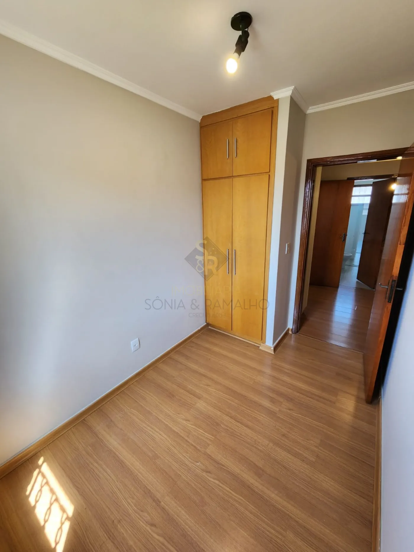 Comprar Apartamentos / Padr&atilde;o em Ribeir&atilde;o Preto R$ 300.000,00 - Foto 13