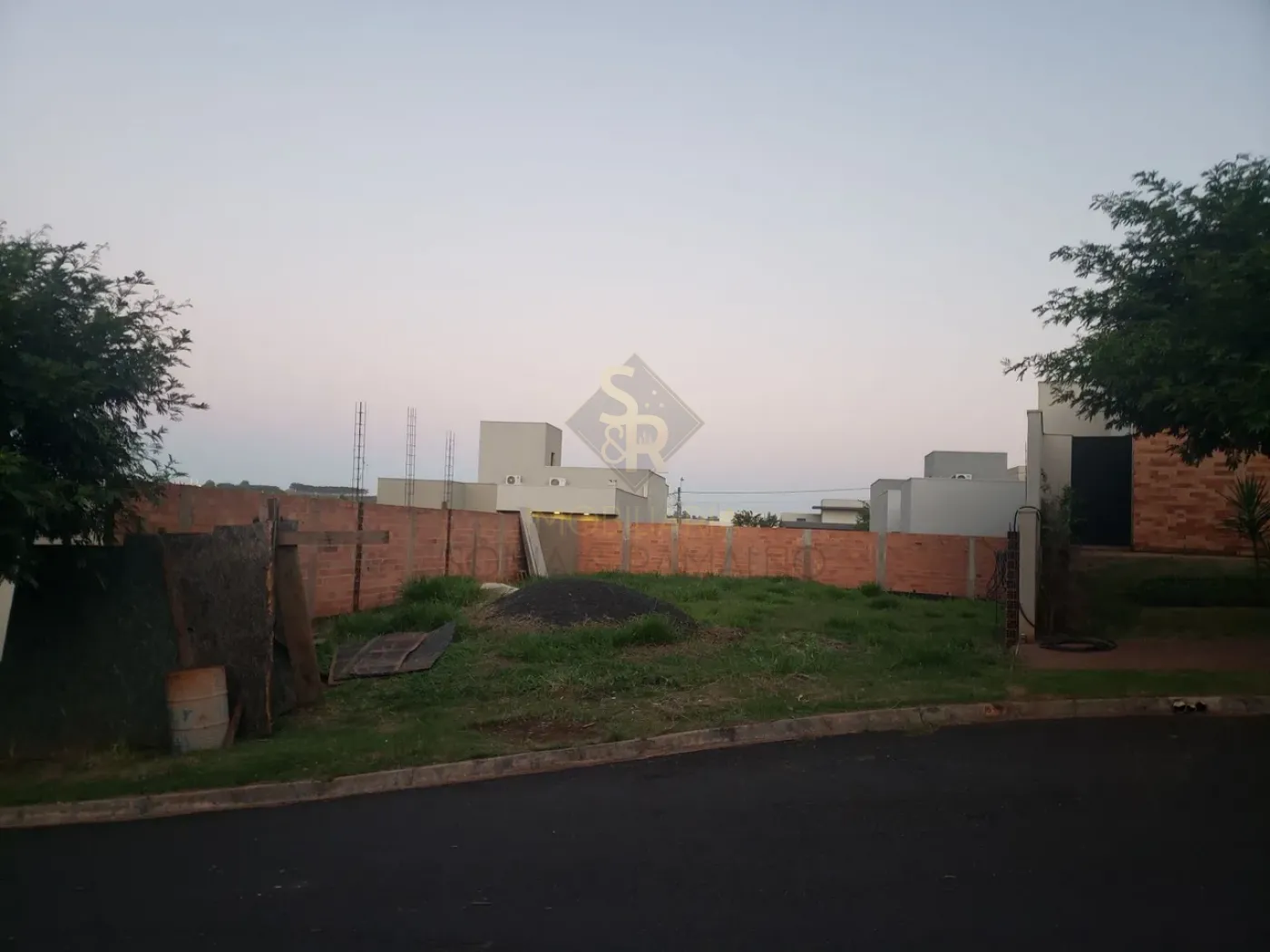 Comprar Terrenos / Condom&iacute;nio em Bonfim Paulista R$ 385.000,00 - Foto 3