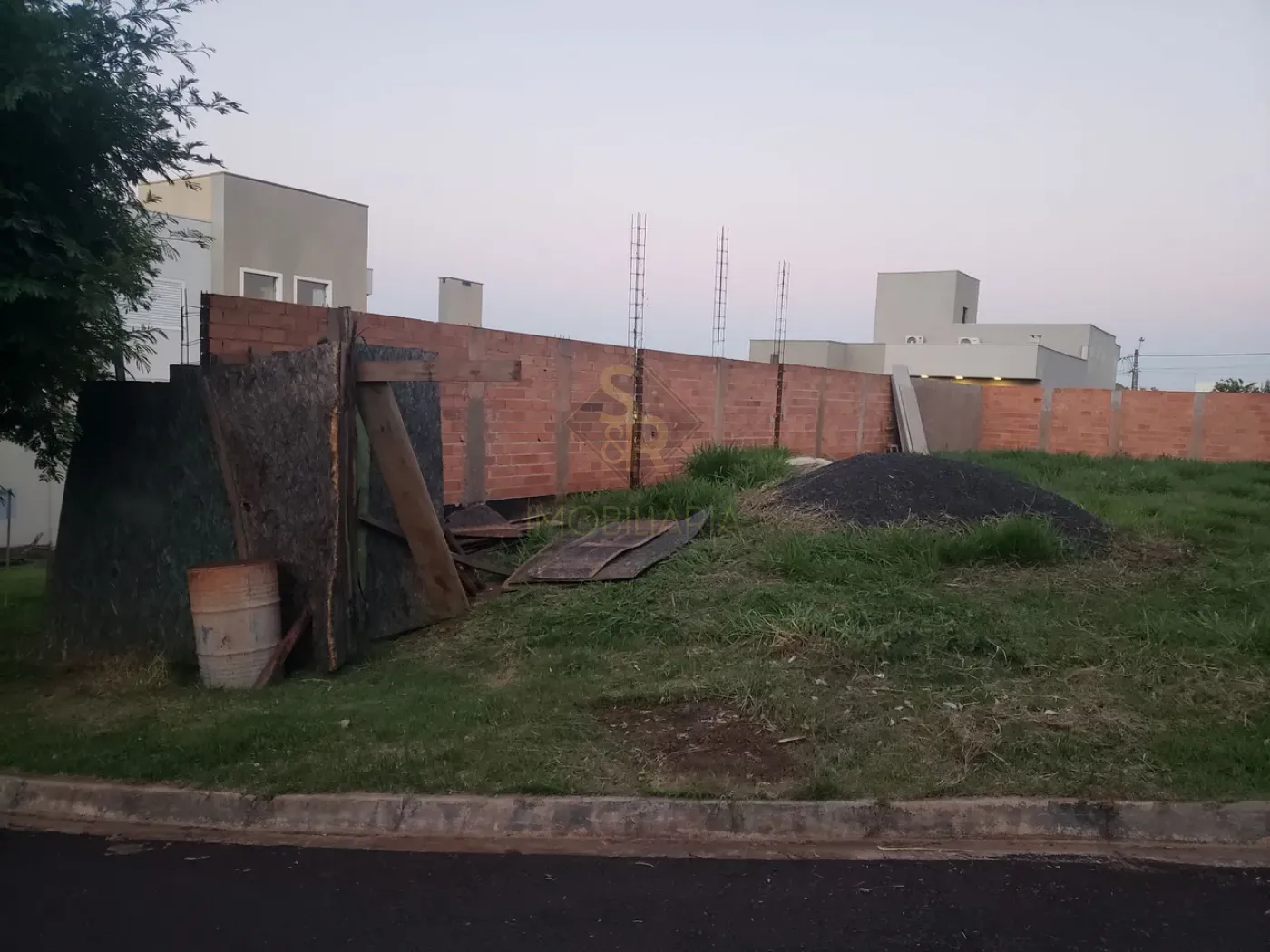 Comprar Terrenos / Condom&iacute;nio em Bonfim Paulista R$ 385.000,00 - Foto 4