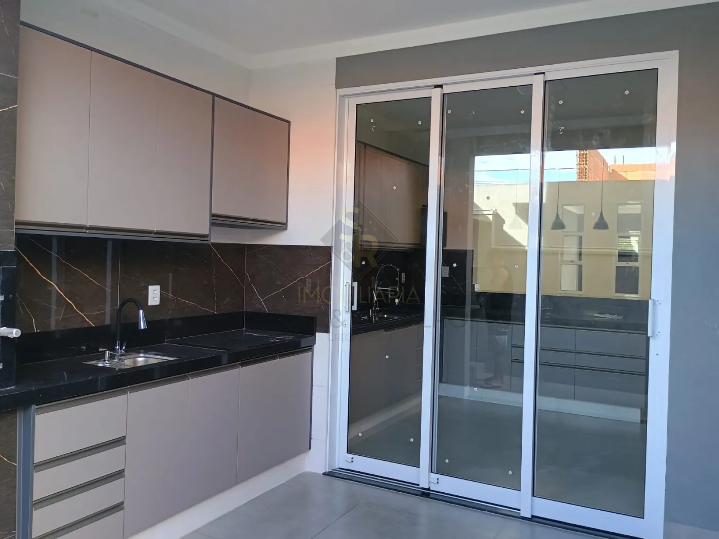 Comprar Casas Residenciais / Padr&atilde;o em Ribeir&atilde;o Preto R$ 660.000,00 - Foto 5