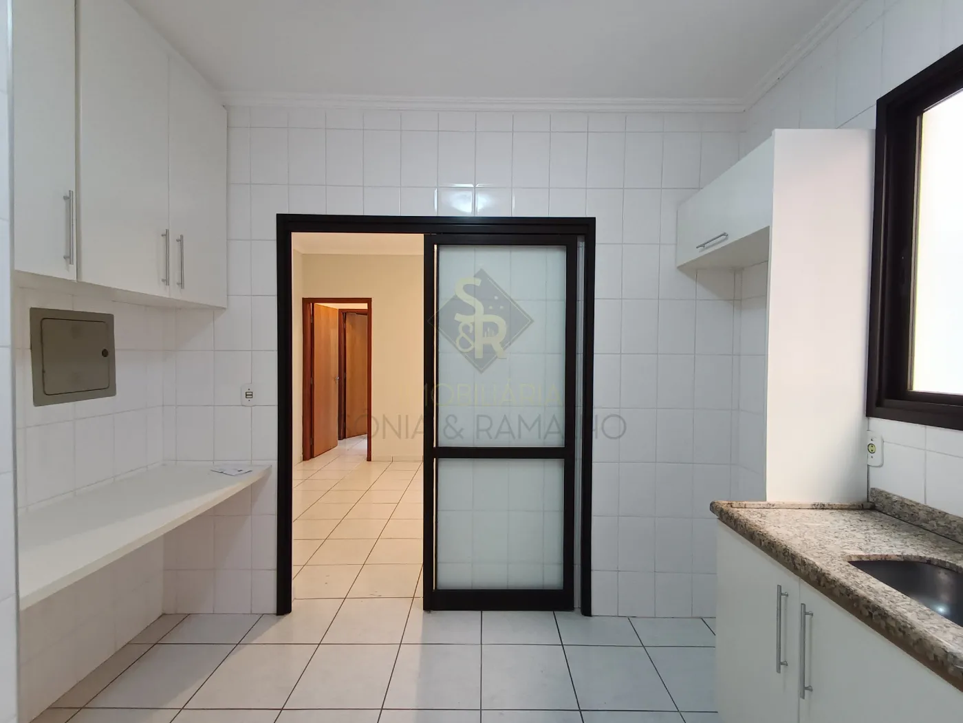 Alugar Apartamentos / Padr&atilde;o em Ribeir&atilde;o Preto R$ 1.550,00 - Foto 7