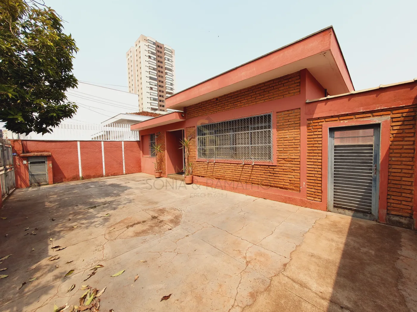Alugar Casas Residenciais / Padr&atilde;o em Ribeir&atilde;o Preto R$ 5.000,00 - Foto 1