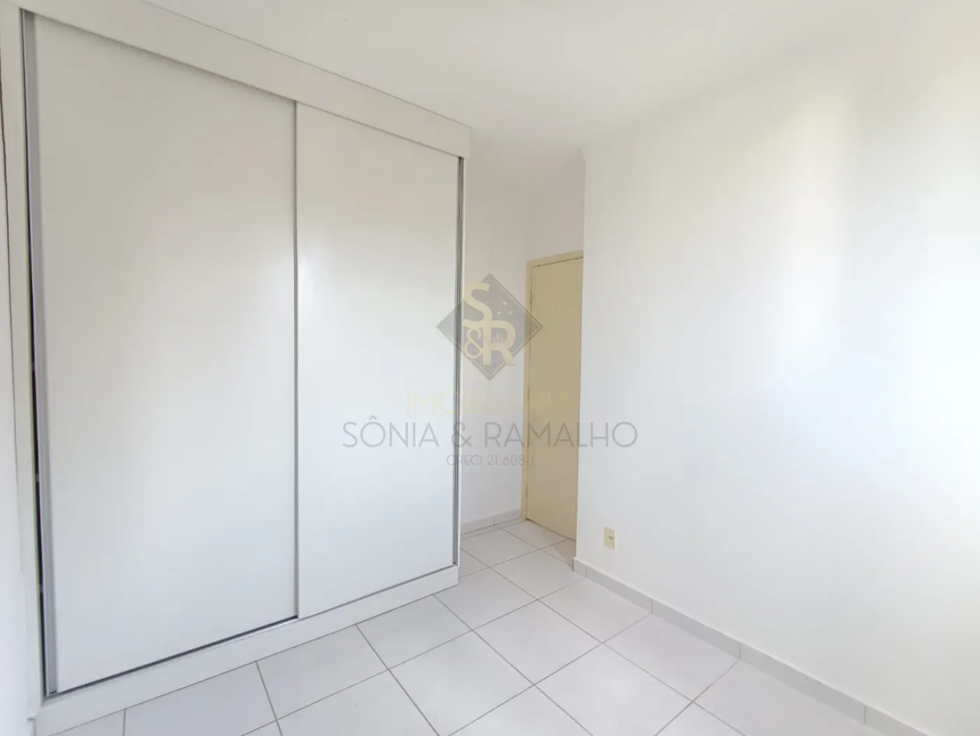 Alugar Apartamentos / Padr&atilde;o em Ribeir&atilde;o Preto R$ 1.400,00 - Foto 11