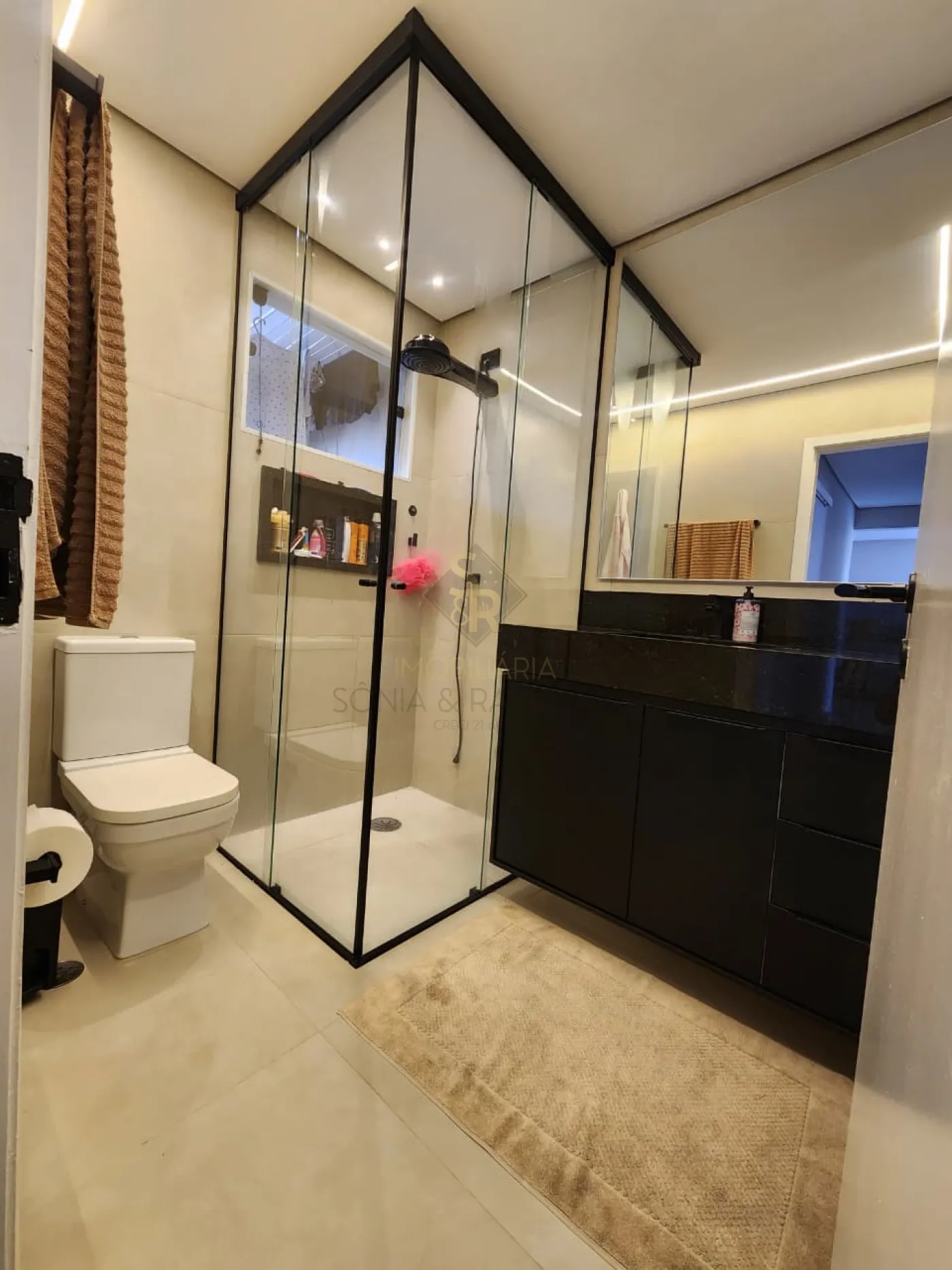 Alugar Apartamentos / Padr&atilde;o em Ribeir&atilde;o Preto R$ 850,00 - Foto 4