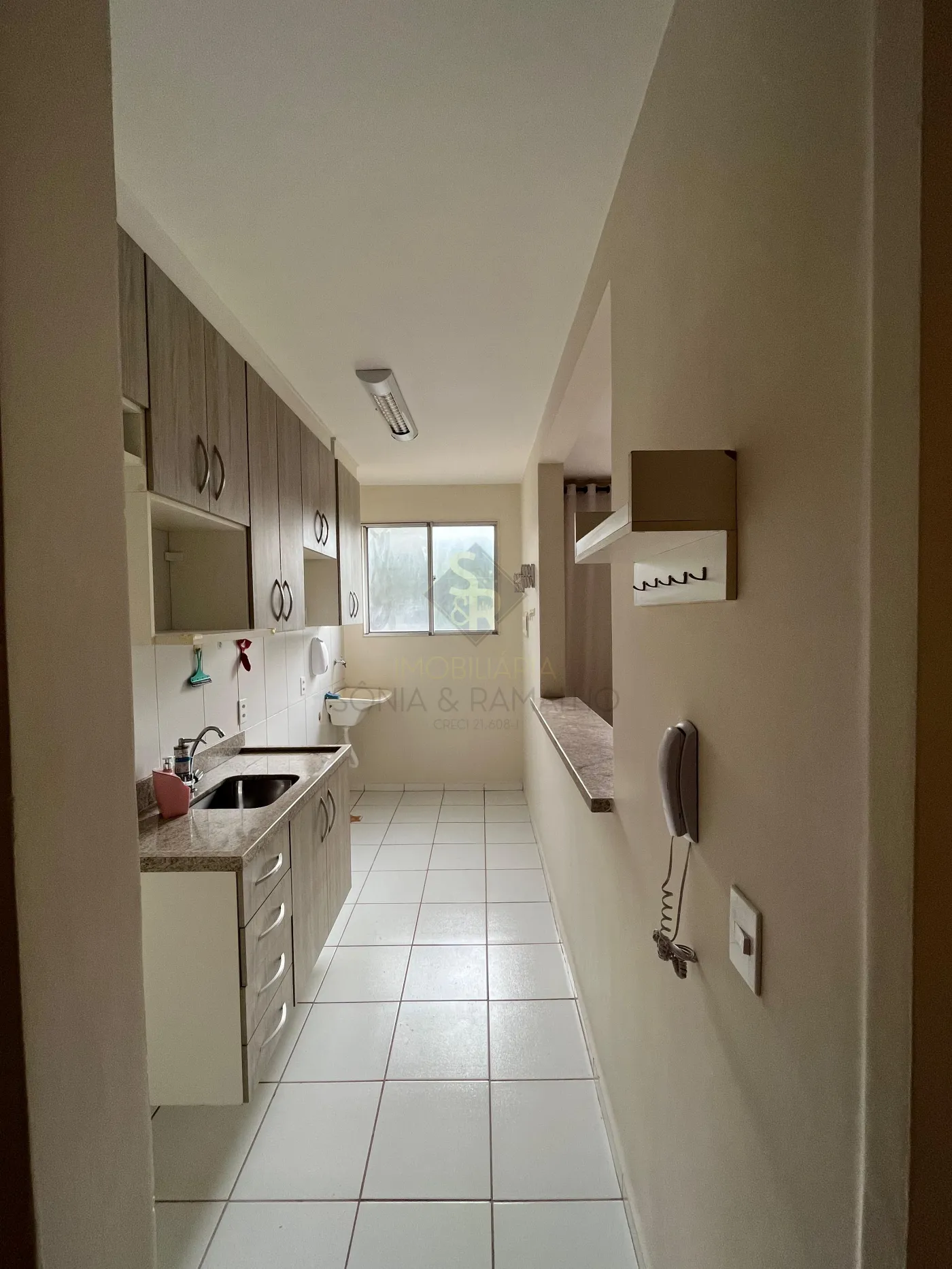 Alugar Apartamentos / Padr&atilde;o em Ribeir&atilde;o Preto R$ 850,00 - Foto 1