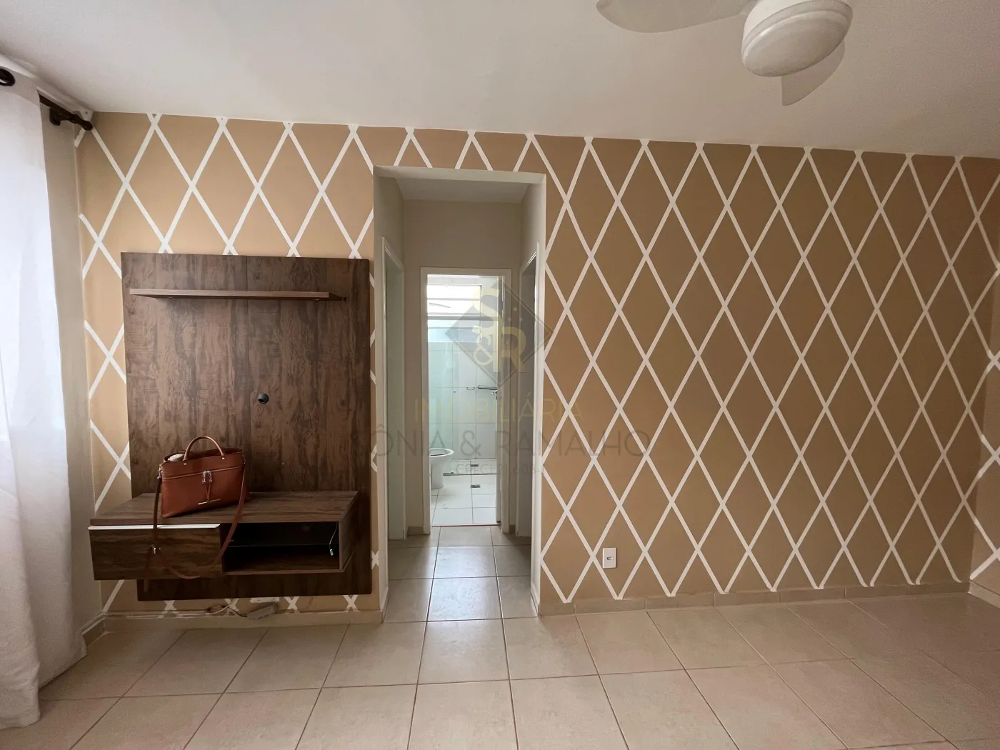 Alugar Apartamentos / Padr&atilde;o em Ribeir&atilde;o Preto R$ 850,00 - Foto 9