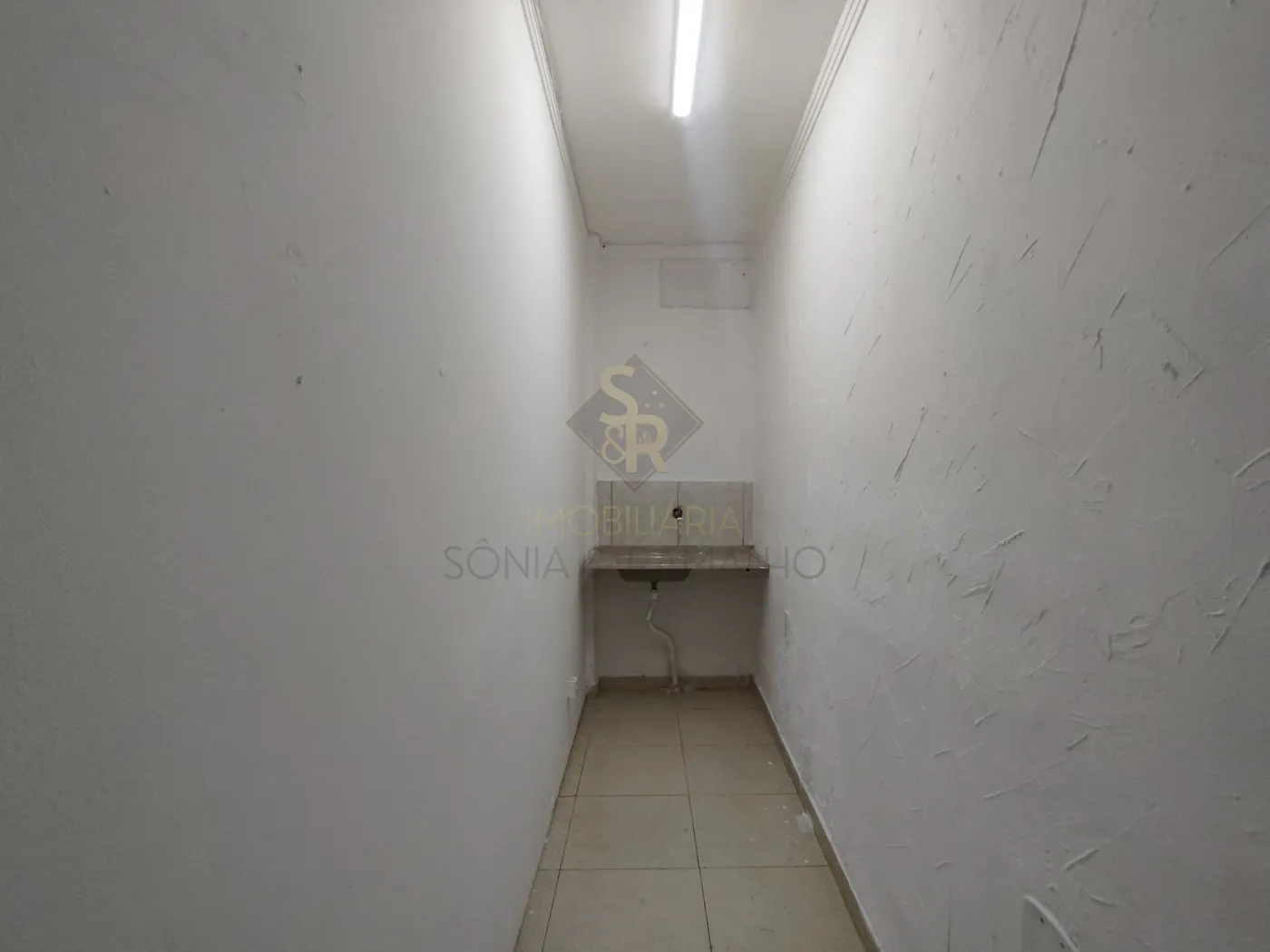 Alugar Im&oacute;veis Comerciais / Sal&atilde;o Comercial em Ribeir&atilde;o Preto R$ 1.200,00 - Foto 3