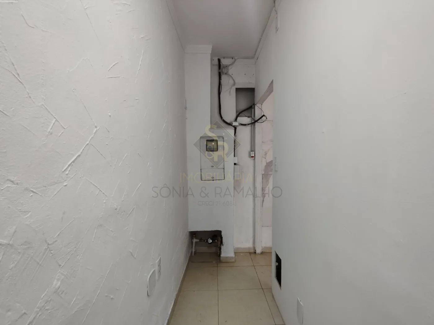 Alugar Im&oacute;veis Comerciais / Sal&atilde;o Comercial em Ribeir&atilde;o Preto R$ 1.200,00 - Foto 4