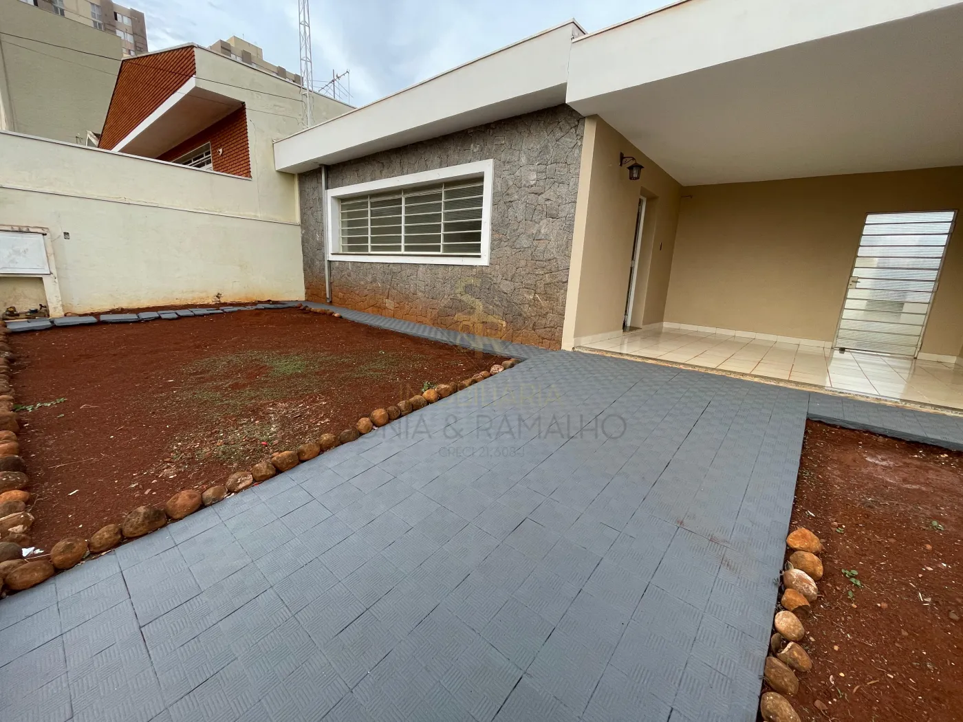 Comprar Casas Residenciais / Padr&atilde;o em Ribeir&atilde;o Preto R$ 500.000,00 - Foto 2