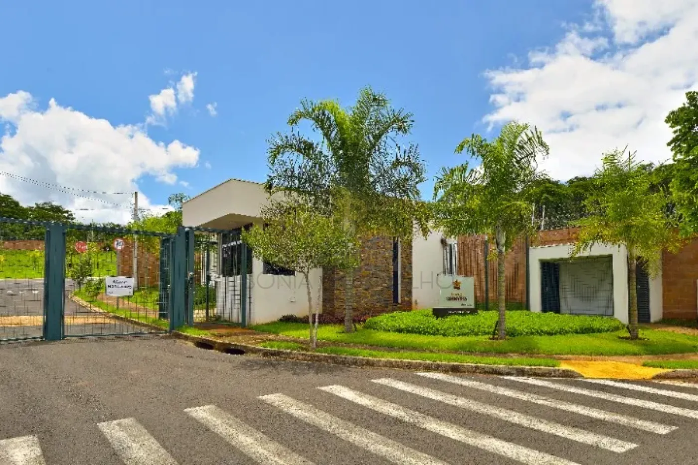 Comprar Terrenos / Condom&amp;iacute;nio em Ribeir&amp;atilde;o Preto R$ 400.000,00 - Foto 1