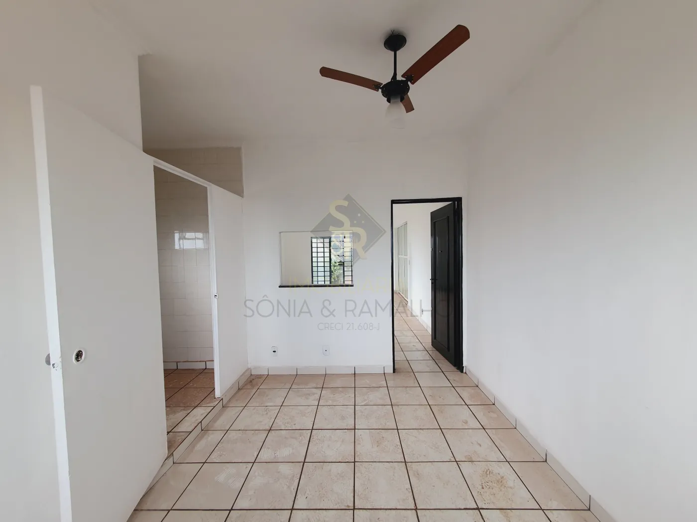 Alugar Im&oacute;veis Comerciais / Sala Comercial em Ribeir&atilde;o Preto R$ 800,00 - Foto 1