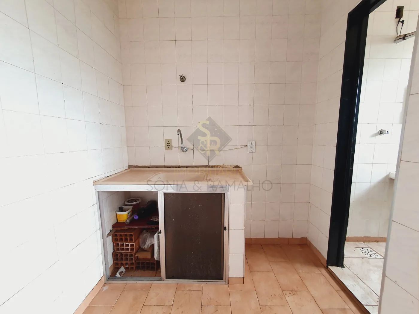 Alugar Im&oacute;veis Comerciais / Sala Comercial em Ribeir&atilde;o Preto R$ 800,00 - Foto 5