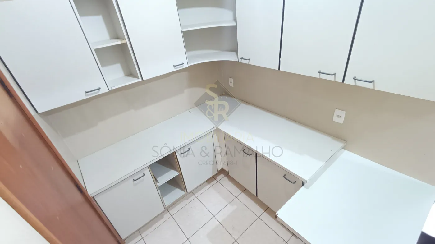 Alugar Apartamentos / Padr&atilde;o em Ribeir&atilde;o Preto R$ 1.850,00 - Foto 9