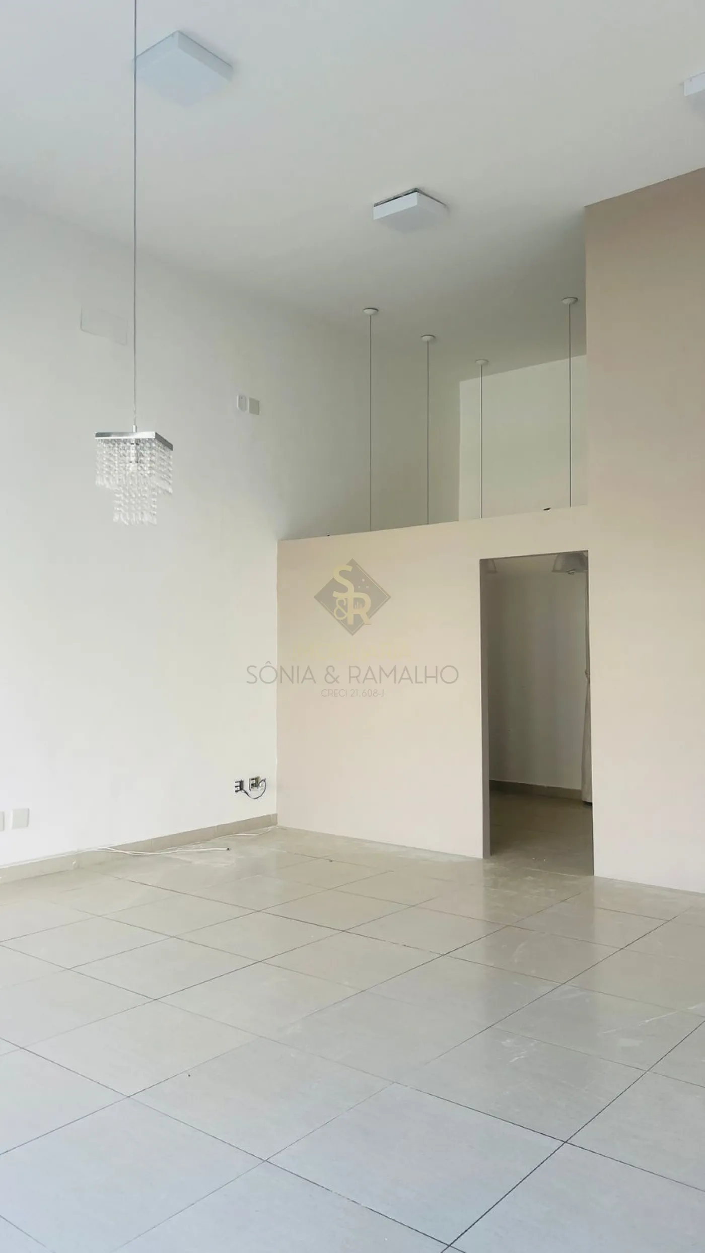 Alugar Im&oacute;veis Comerciais / Sal&atilde;o Comercial em Ribeir&atilde;o Preto R$ 4.000,00 - Foto 1