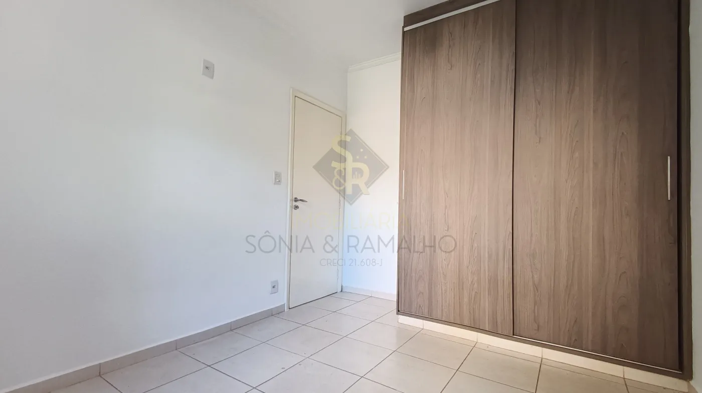 Comprar Apartamentos / Padr&atilde;o em Ribeir&atilde;o Preto R$ 200.000,00 - Foto 4