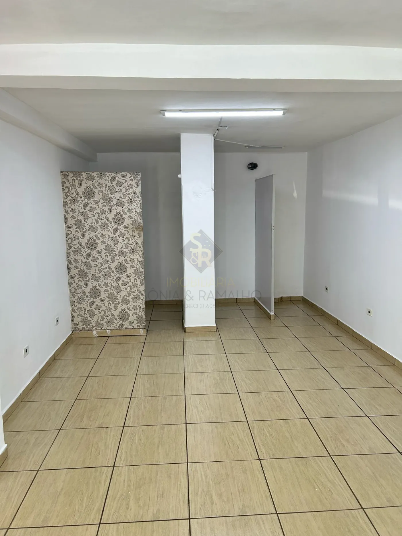 Alugar Im&oacute;veis Comerciais / Sal&atilde;o Comercial em Ribeir&atilde;o Preto R$ 2.500,00 - Foto 3