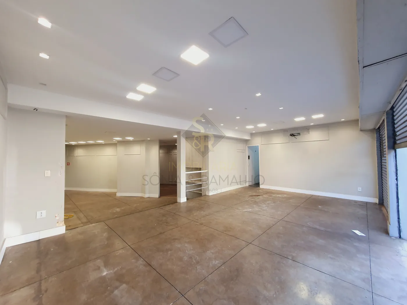 Alugar Im&oacute;veis Comerciais / Sal&atilde;o Comercial em Ribeir&atilde;o Preto R$ 5.500,00 - Foto 2