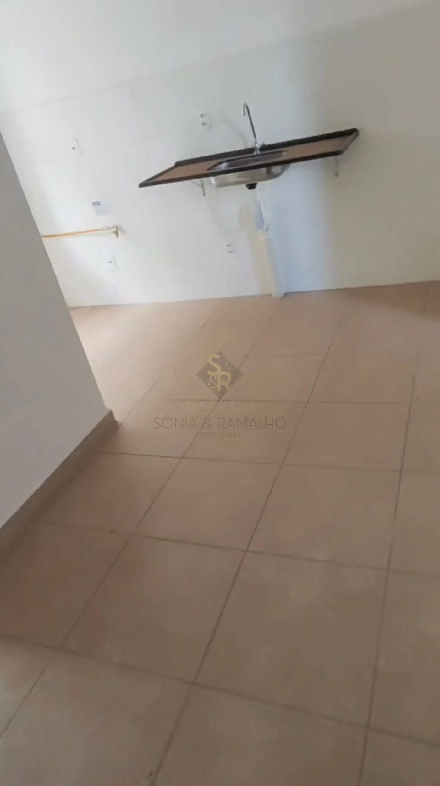 Comprar Apartamentos / Padr&atilde;o em Ribeir&atilde;o Preto R$ 160.000,00 - Foto 3