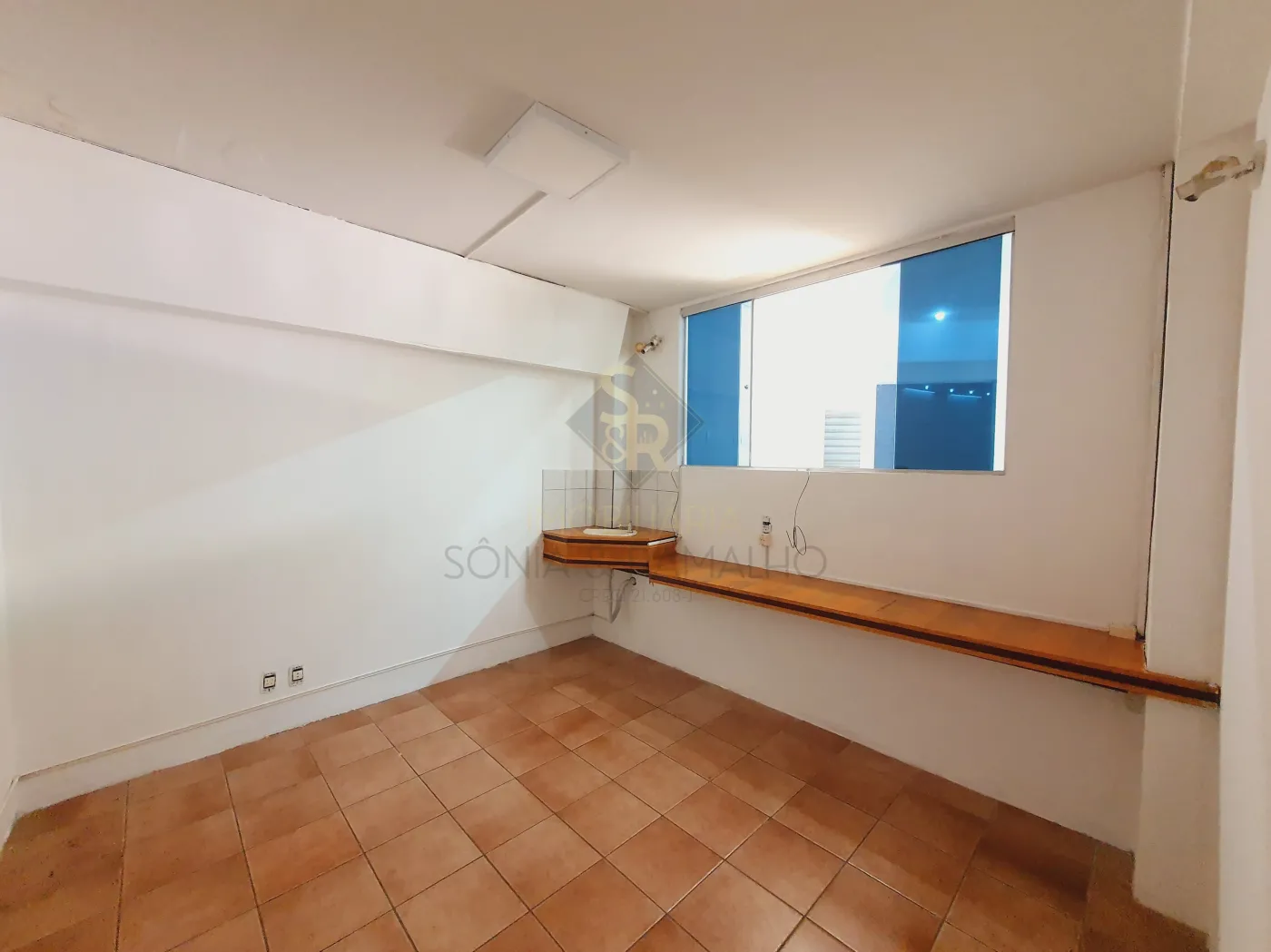 Alugar Im&oacute;veis Comerciais / Sal&atilde;o Comercial em Ribeir&atilde;o Preto R$ 3.630,00 - Foto 5