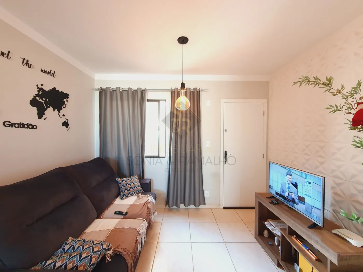 Alugar Apartamentos / Padr&atilde;o em Bonfim Paulista R$ 1.100,00 - Foto 2