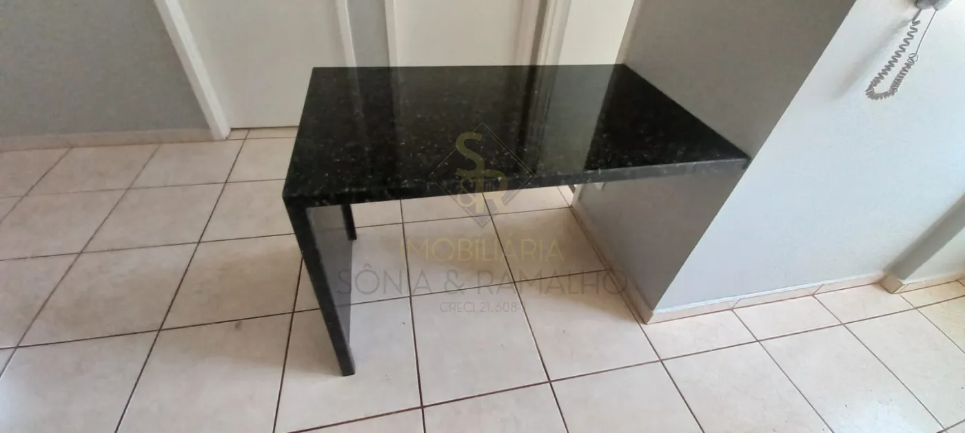 Comprar Apartamentos / Padr&atilde;o em Bonfim Paulista R$ 175.000,00 - Foto 9