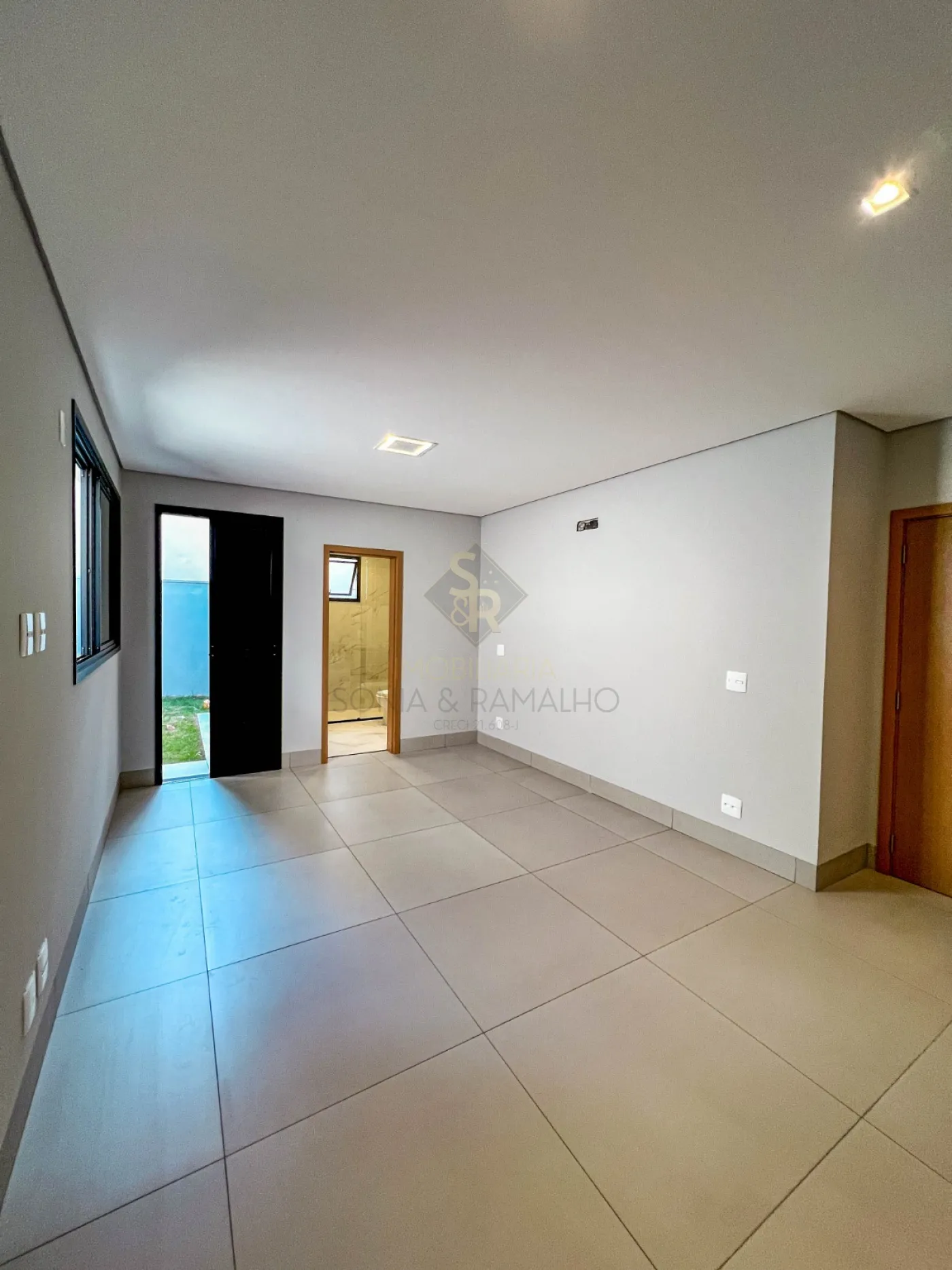 Comprar Casas Residenciais / Condom&iacute;nio em Bonfin Paulisra R$ 1.450.000,00 - Foto 4