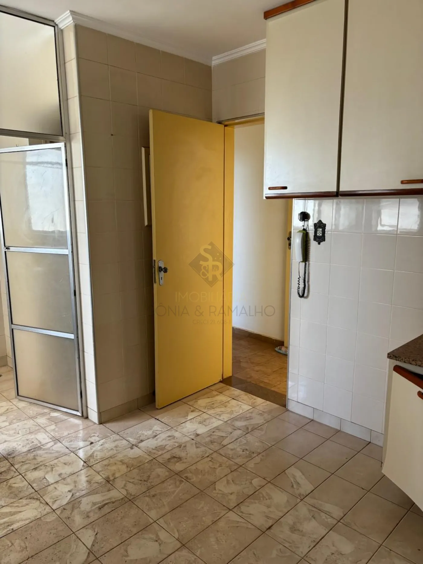 Comprar Apartamentos / Padr&atilde;o em Ribeir&atilde;o Preto R$ 250.000,00 - Foto 4