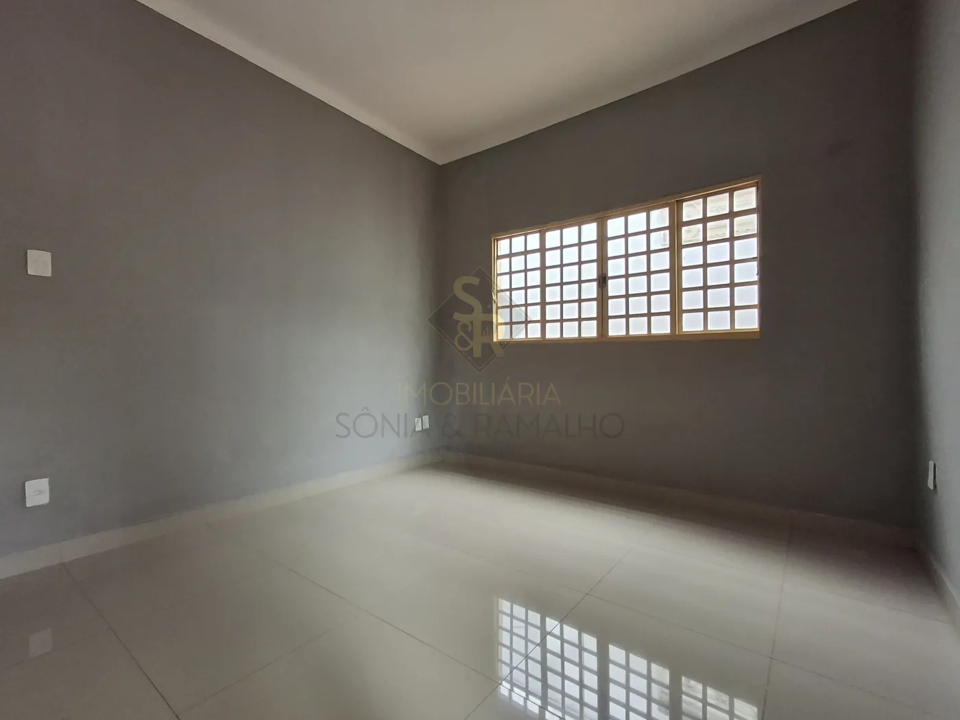 Comprar Casas Residenciais / Padr&atilde;o em Ribeir&atilde;o Preto R$ 350.000,00 - Foto 2