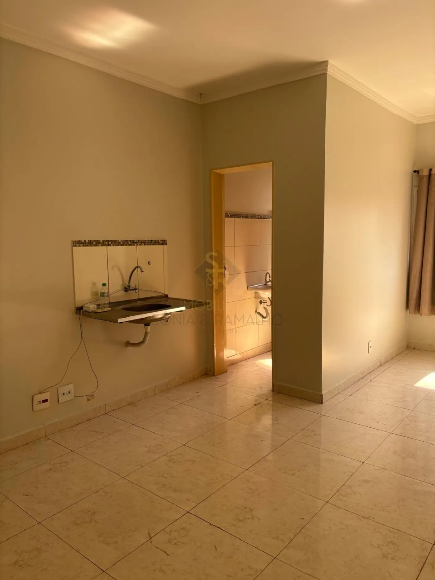 Alugar Im&oacute;veis Comerciais / Sala Comercial em Ribeir&atilde;o Preto R$ 970,00 - Foto 3