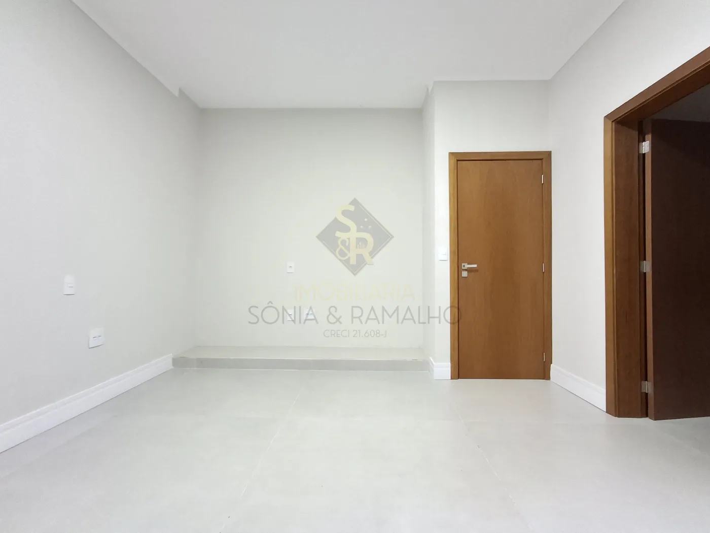 Alugar Casas Residenciais / Condom&iacute;nio em Ribeir&atilde;o Preto R$ 17.000,00 - Foto 9