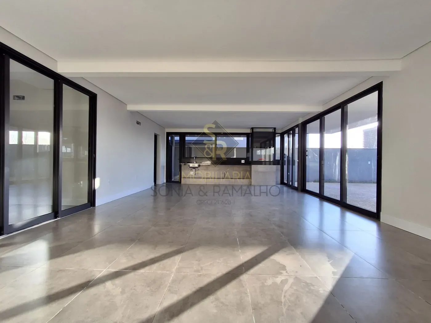 Alugar Casas Residenciais / Condom&iacute;nio em Ribeir&atilde;o Preto R$ 15.000,00 - Foto 1