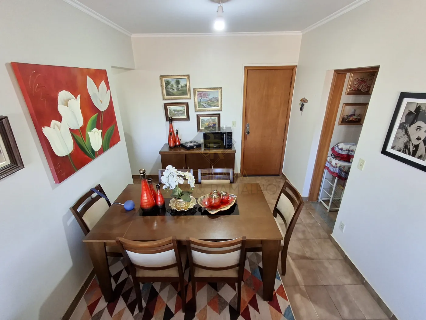 Comprar Apartamentos / Padr&atilde;o em Ribeir&atilde;o Preto R$ 300.000,00 - Foto 3