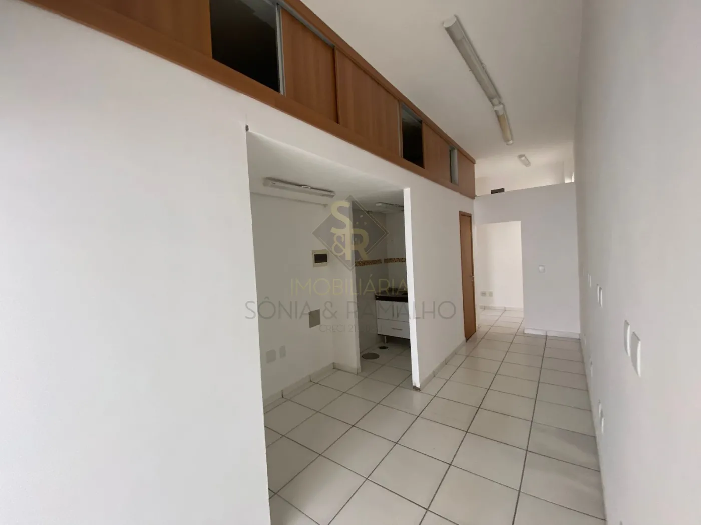 Alugar Im&oacute;veis Comerciais / Sala Comercial em Ribeir&atilde;o Preto R$ 1.690,00 - Foto 7