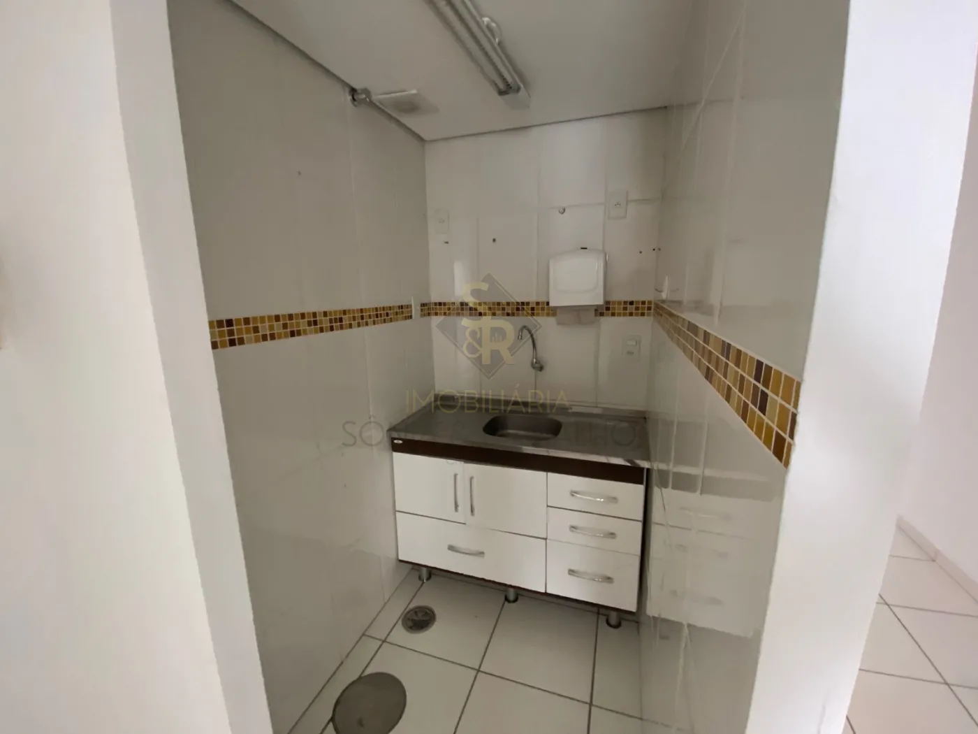 Alugar Im&oacute;veis Comerciais / Sala Comercial em Ribeir&atilde;o Preto R$ 1.690,00 - Foto 11
