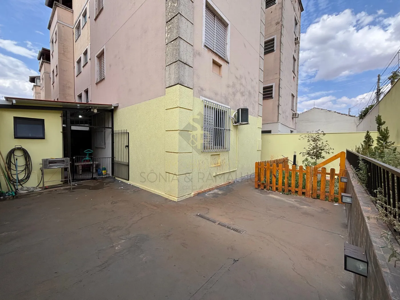 Comprar Apartamentos / Padr&atilde;o em Ribeir&atilde;o Preto R$ 330.000,00 - Foto 15