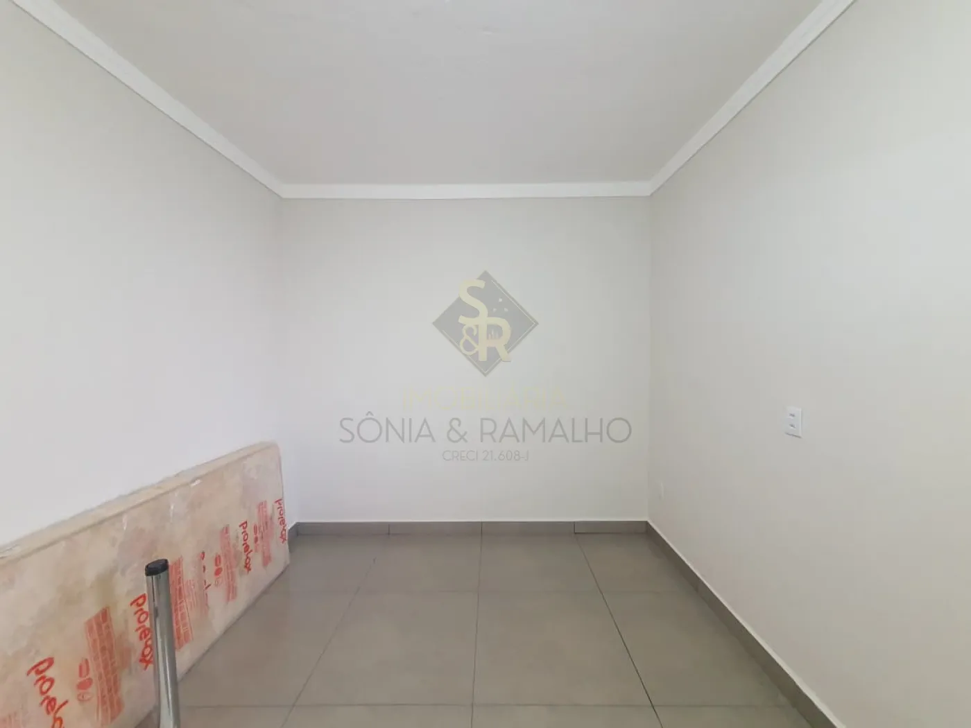 Alugar Apartamentos / Kitnet em Ribeir&atilde;o Preto R$ 900,00 - Foto 6