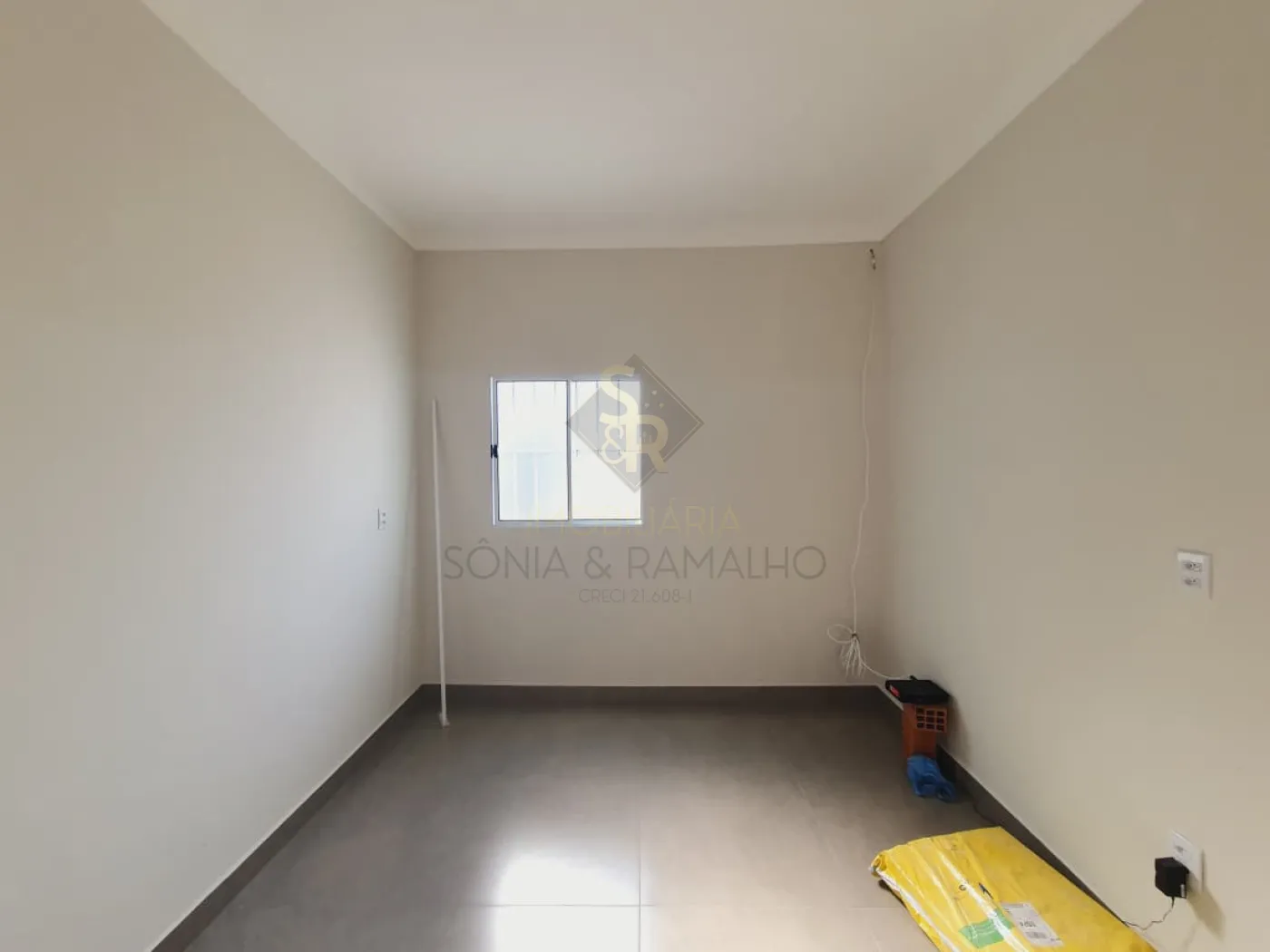 Alugar Apartamentos / Kitnet em Ribeir&atilde;o Preto R$ 900,00 - Foto 2