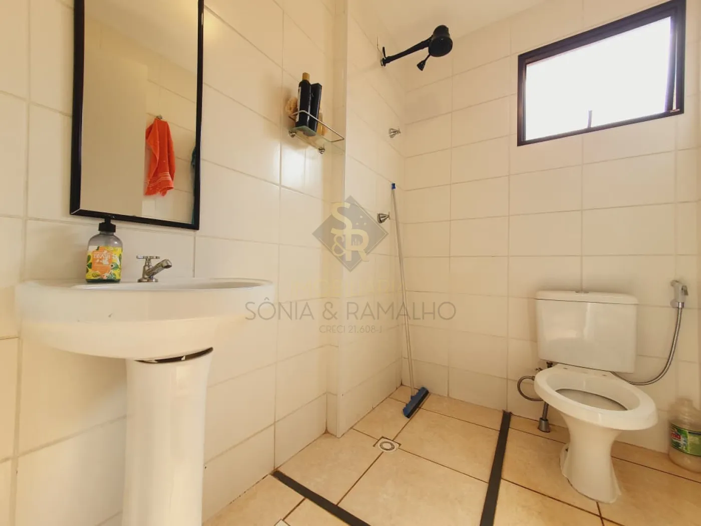 Alugar Apartamentos / Padr&atilde;o em Bonfim Paulista R$ 1.200,00 - Foto 11