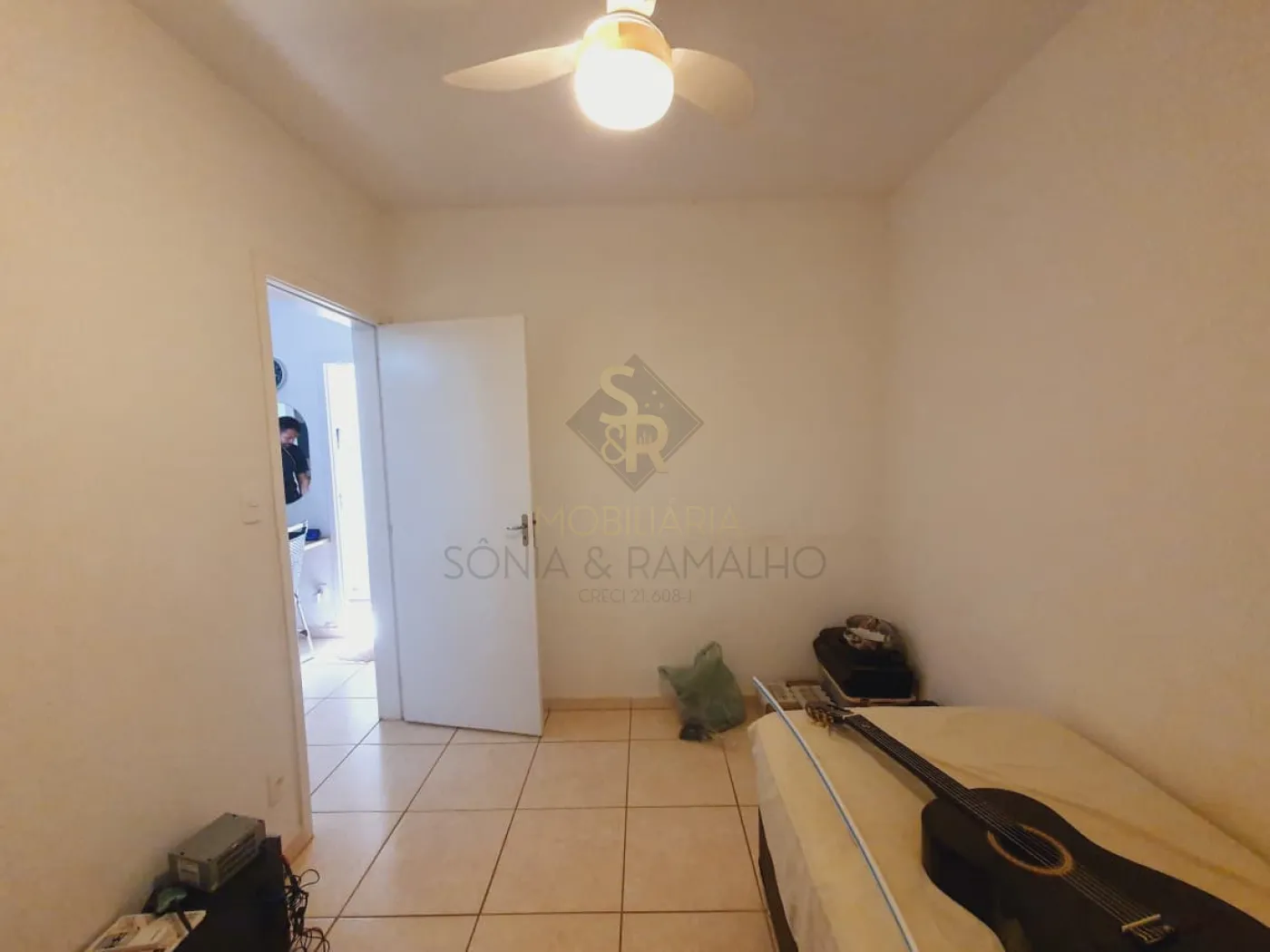 Alugar Apartamentos / Padr&atilde;o em Bonfim Paulista R$ 1.200,00 - Foto 8