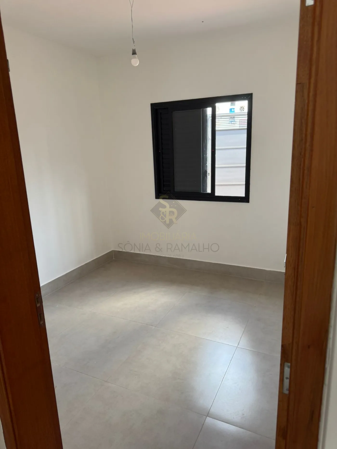 Comprar Casas Residenciais / Padr&atilde;o em Ribeir&atilde;o Preto R$ 400.000,00 - Foto 5