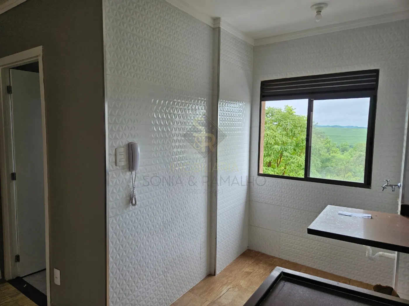 Comprar Apartamentos / Padr&atilde;o em Ribeir&atilde;o Preto R$ 195.000,00 - Foto 1