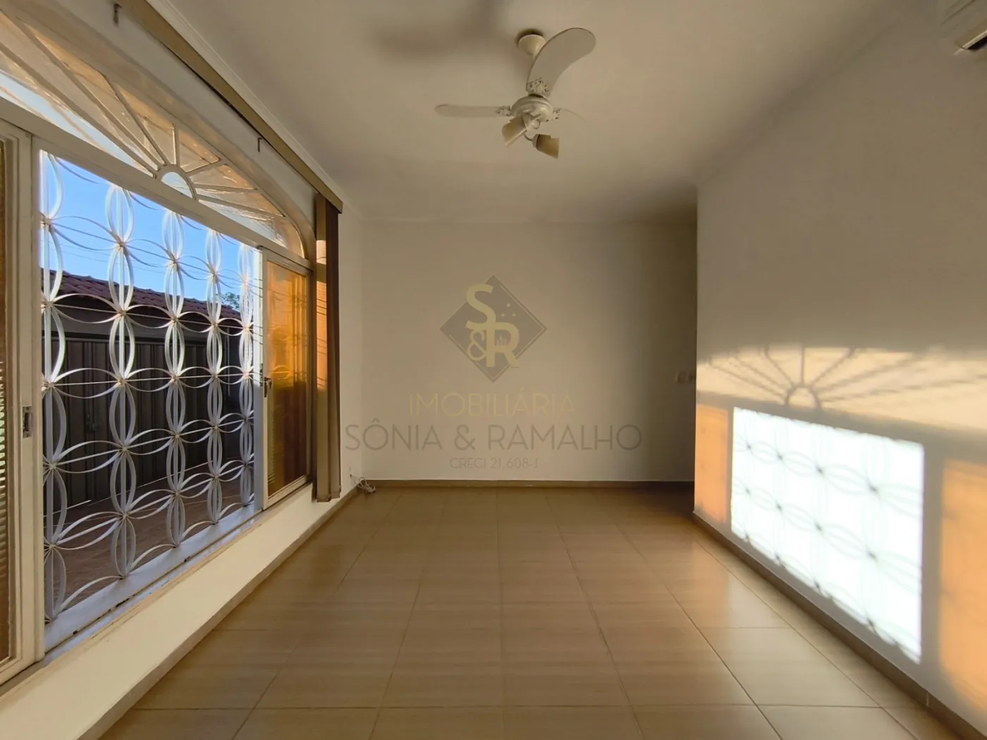 Comprar Casas Residenciais / Padr&atilde;o em Ribeir&atilde;o Preto R$ 565.000,00 - Foto 2