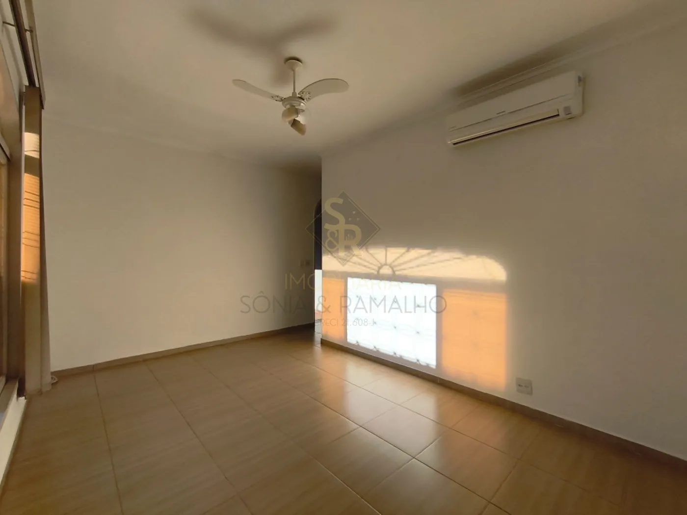 Comprar Casas Residenciais / Padr&atilde;o em Ribeir&atilde;o Preto R$ 565.000,00 - Foto 3