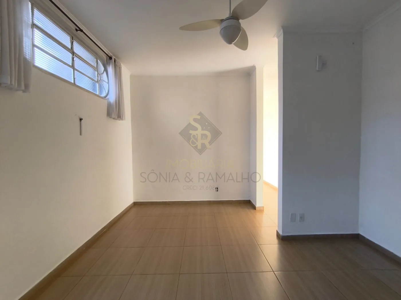Comprar Casas Residenciais / Padr&atilde;o em Ribeir&atilde;o Preto R$ 565.000,00 - Foto 4