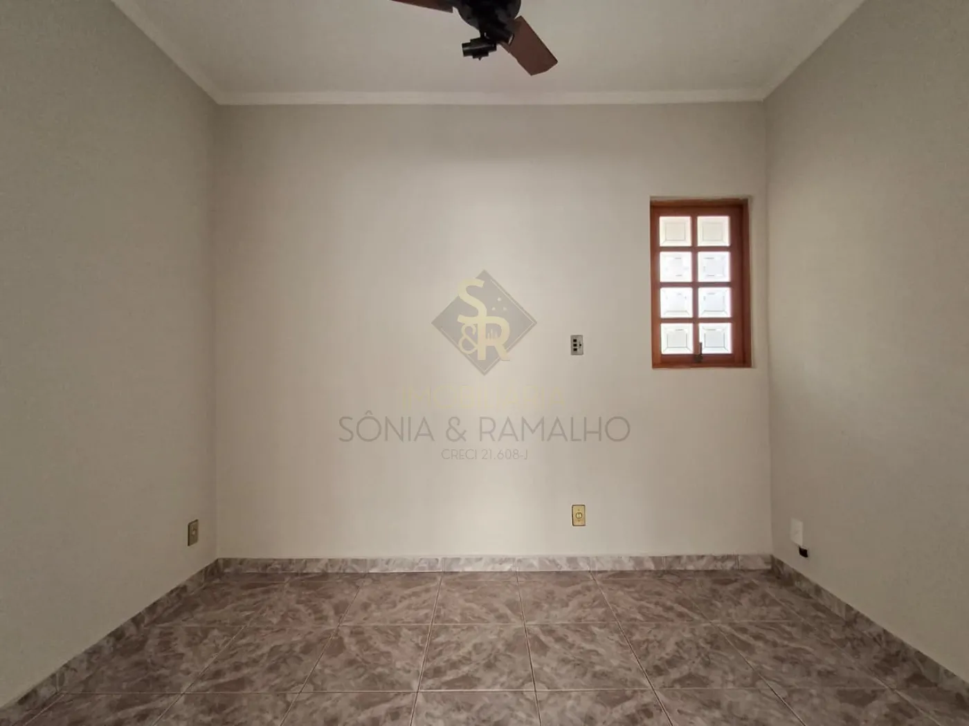 Comprar Apartamentos / Padr&atilde;o em Ribeir&atilde;o Preto R$ 350.000,00 - Foto 2