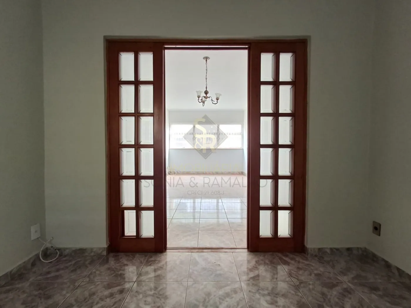 Comprar Apartamentos / Padr&atilde;o em Ribeir&atilde;o Preto R$ 350.000,00 - Foto 4